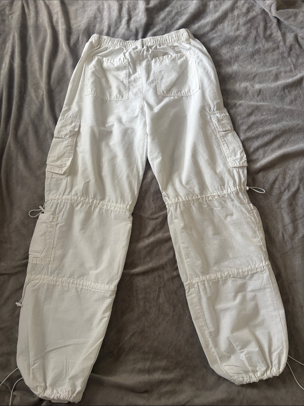 Aeropostale White Women's Cargo Drawstring Jogger Pants - Picture 3 of 4